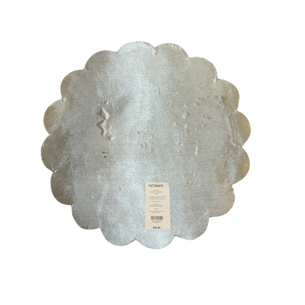 Pier 1 Imports Placemat Home 15in Silver Good Beaded‎ Crystal Mandala Scalloped